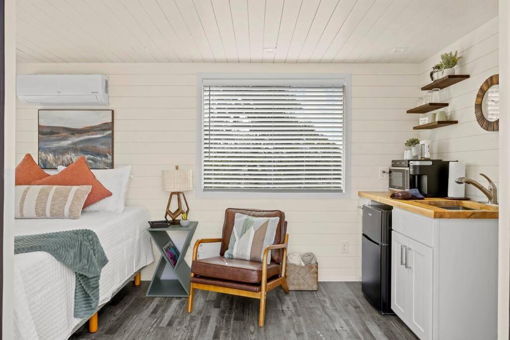 New The Sunset Luxury Container Home Fredericksburg Ngoại thất bức ảnh
