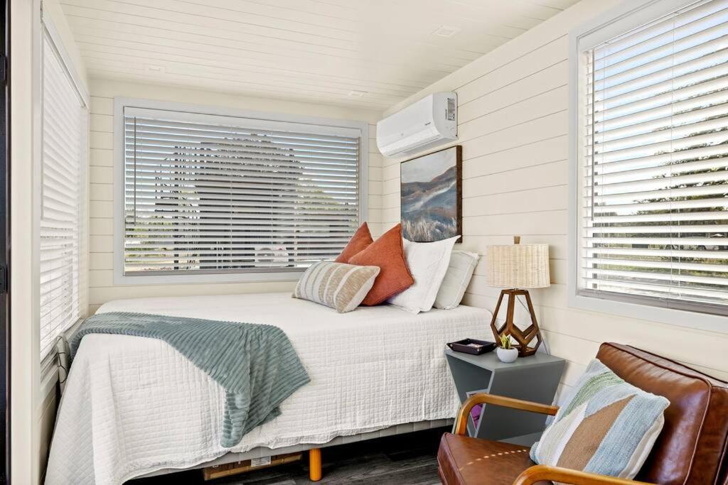 New The Sunset Luxury Container Home Fredericksburg Ngoại thất bức ảnh