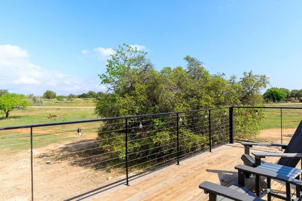 New The Sunset Luxury Container Home Fredericksburg Ngoại thất bức ảnh